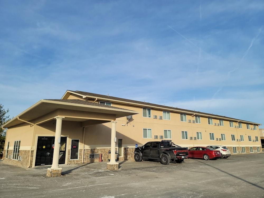 ליברטי Baymont Inn & Suites By Wyndham מראה חיצוני תמונה