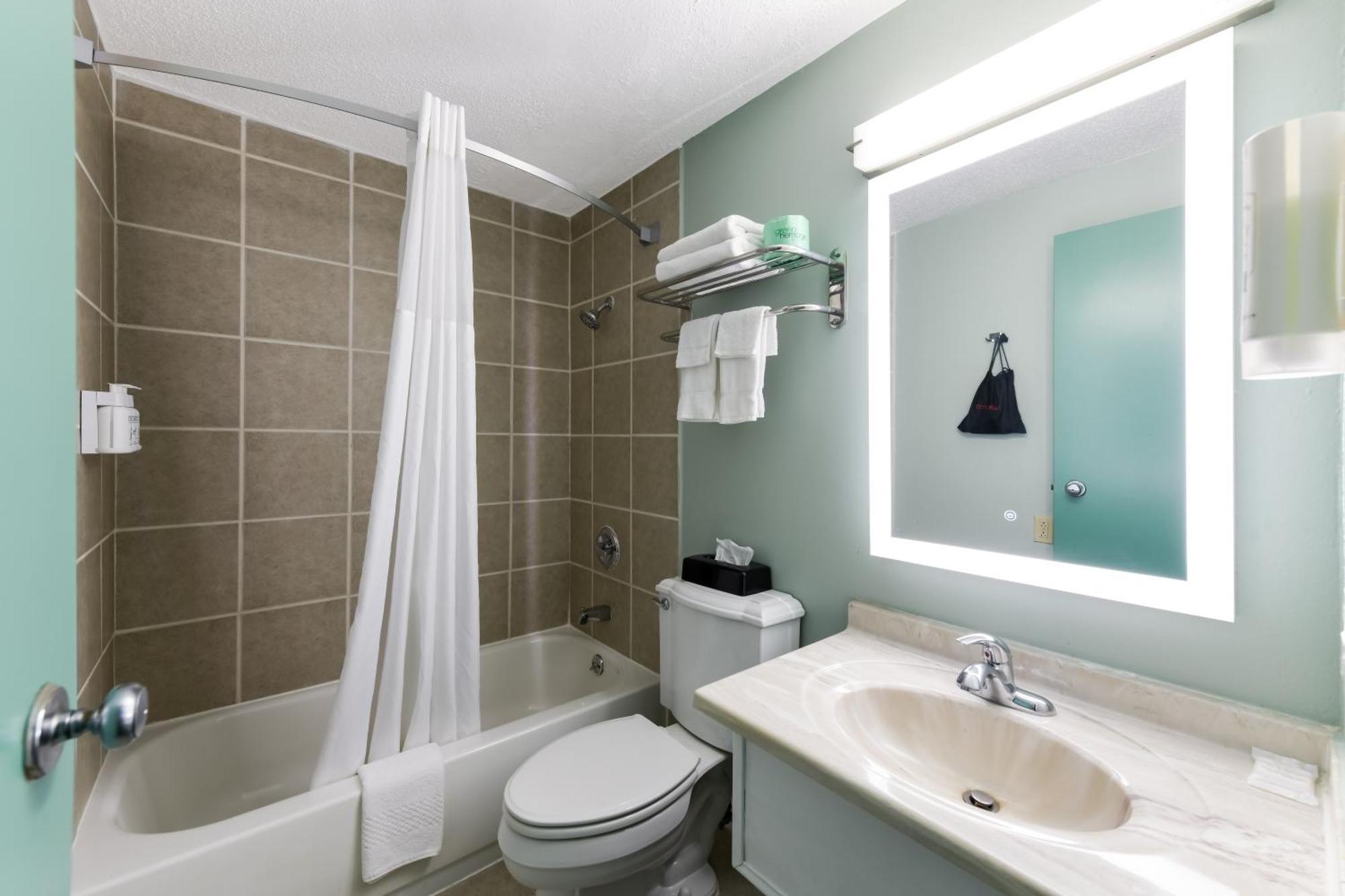ליברטי Baymont Inn & Suites By Wyndham מראה חיצוני תמונה