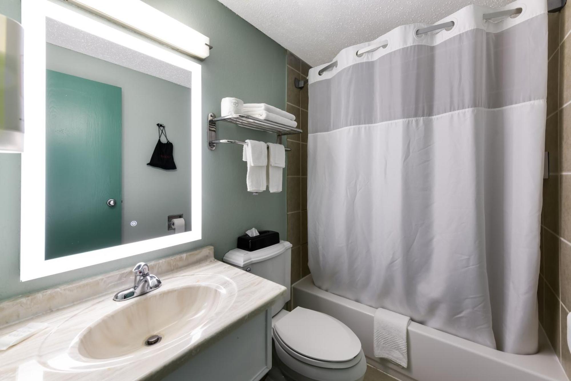 ליברטי Baymont Inn & Suites By Wyndham מראה חיצוני תמונה